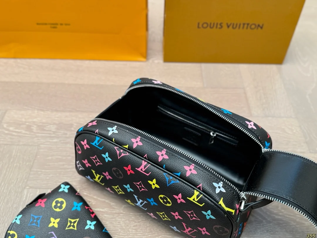 Louis Vuitton Pouch Set