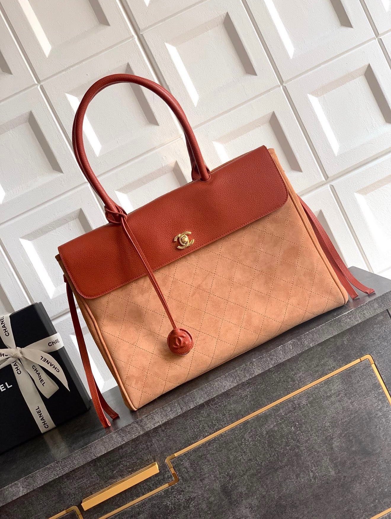 Boston Bag – Real Leather, Classic Design