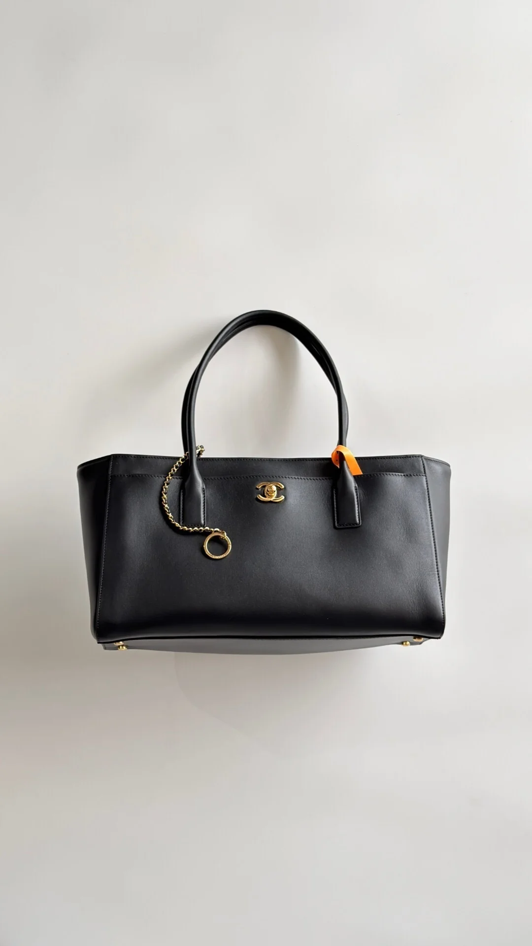 CC Small Tote – Premium Leather Spacious Handbag 39cm