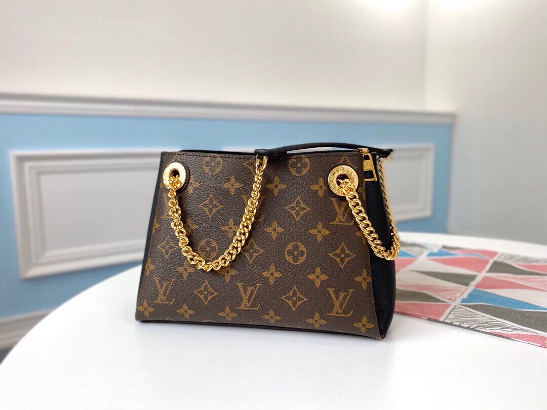 LV Chained Hand Bag – Iconic Chain Design for Everyday Elegance