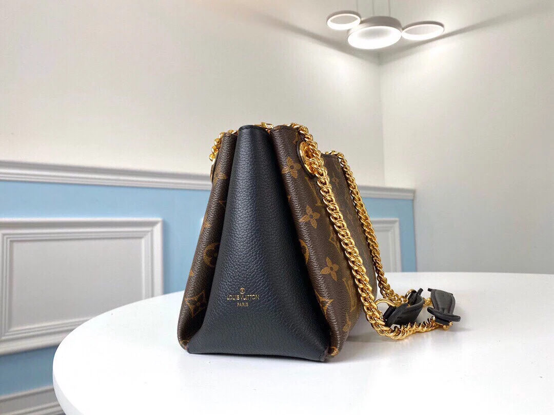 LV Chained Hand Bag – Iconic Chain Design for Everyday Elegance
