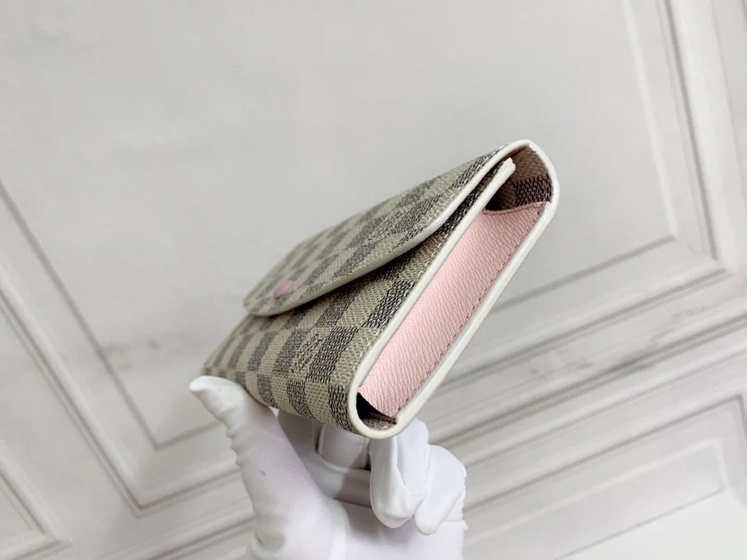 Louis Vuitton Button Wallet in Monogram Canvas