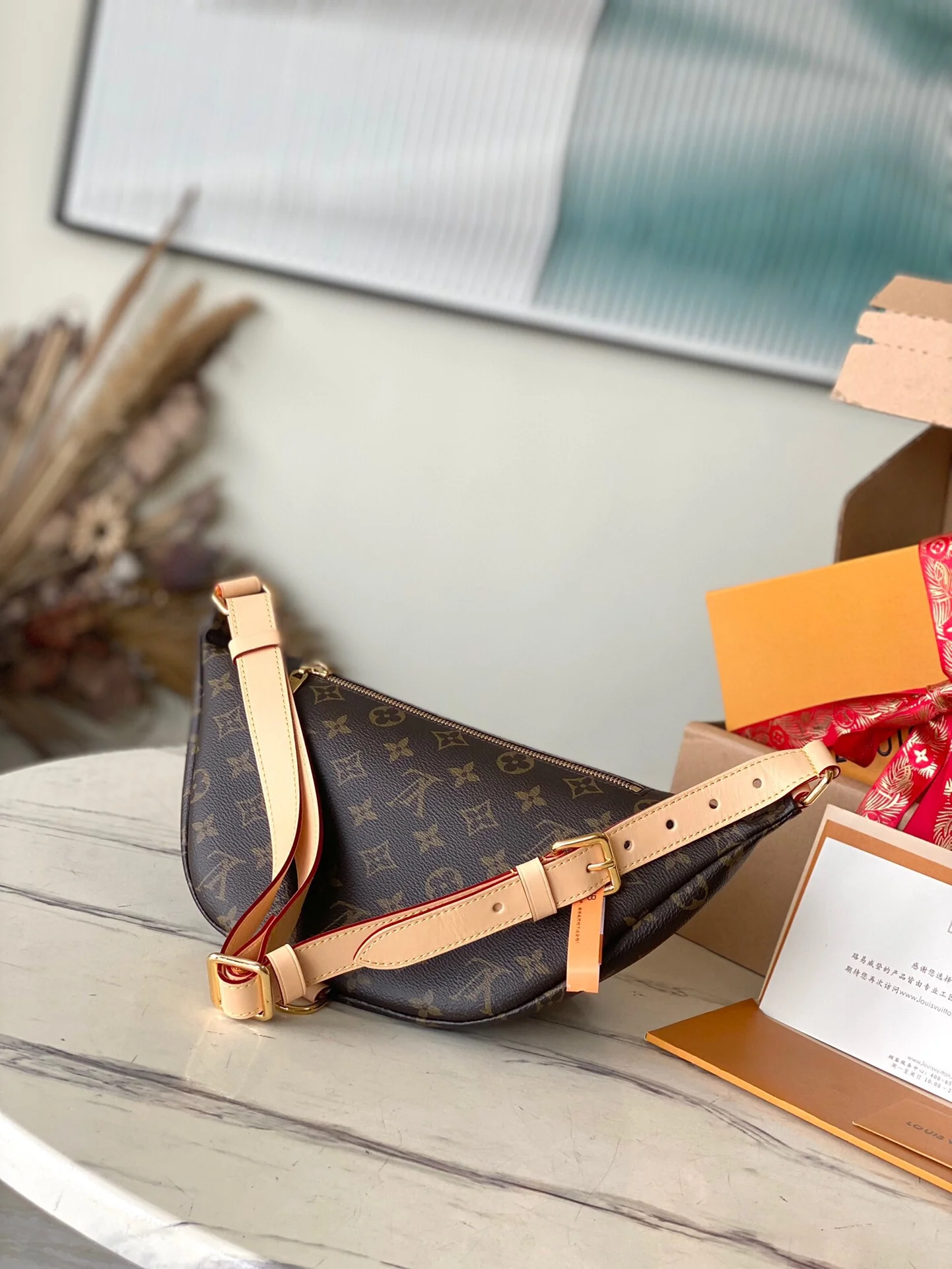 Louis Vuitton Monogram Canvas Pouch - Classic Zip-Around Clutch