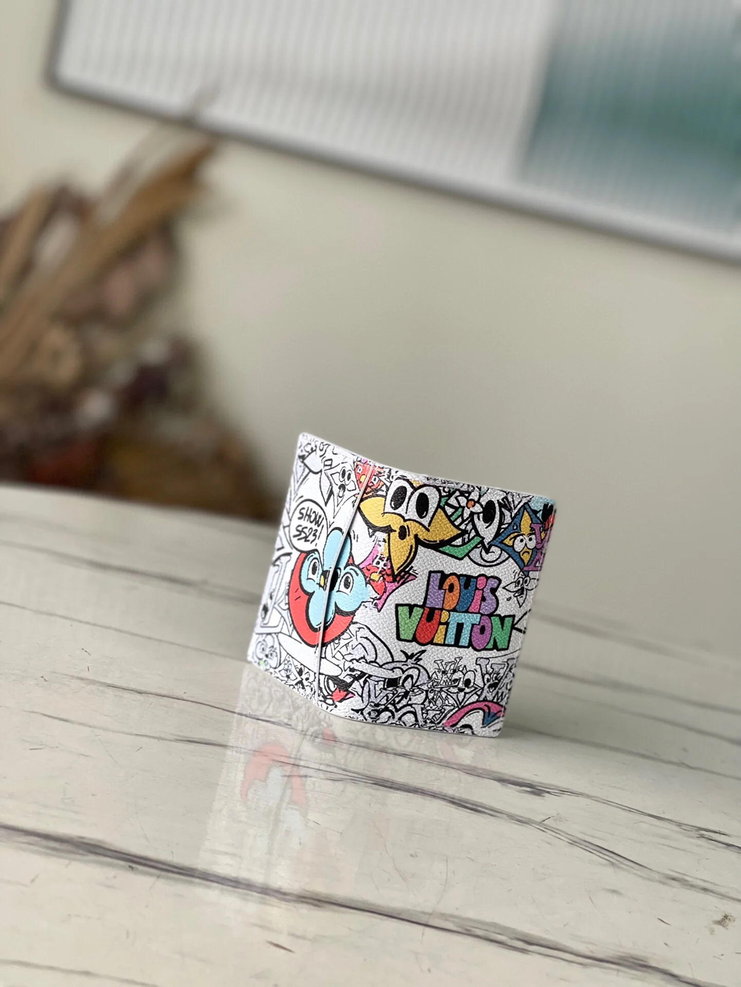 Canvas Wallet with Timeless Design